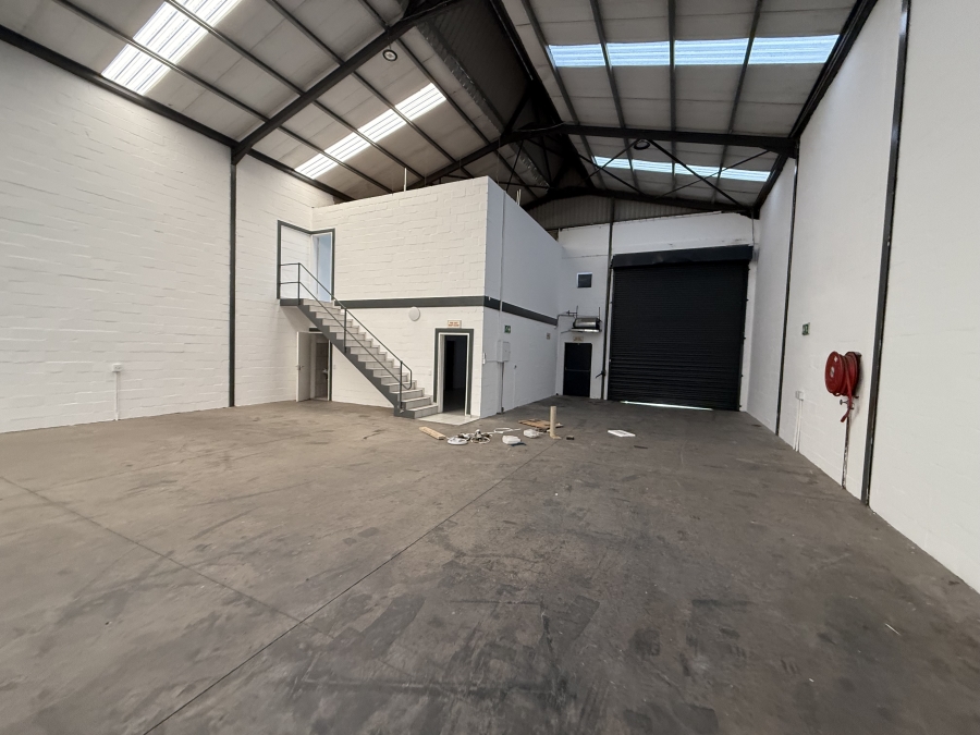 To Let commercial Property for Rent in Rivergate Western Cape